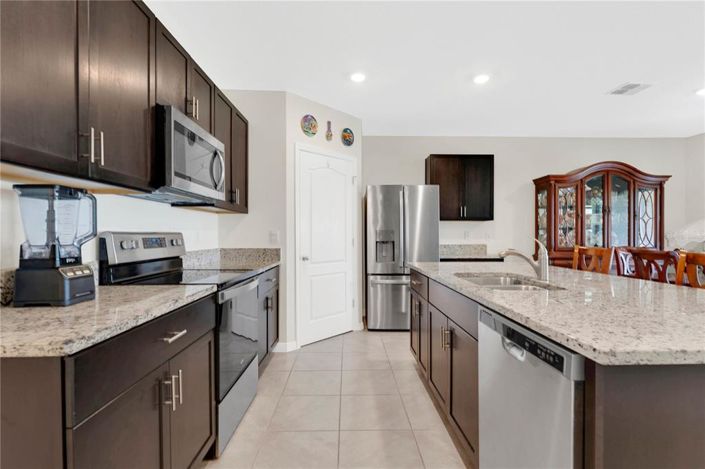 Image No.3-4 Bed House for sale
