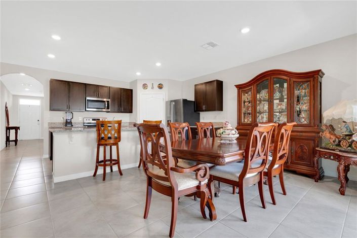 Image No.4-4 Bed House for sale