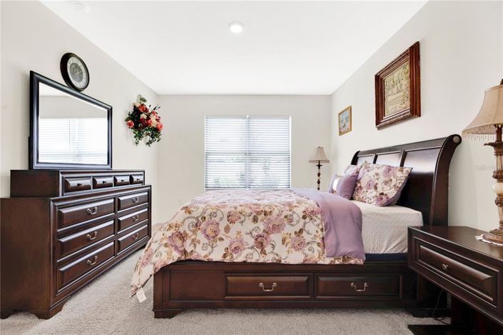Image No.9-4 Bed House for sale