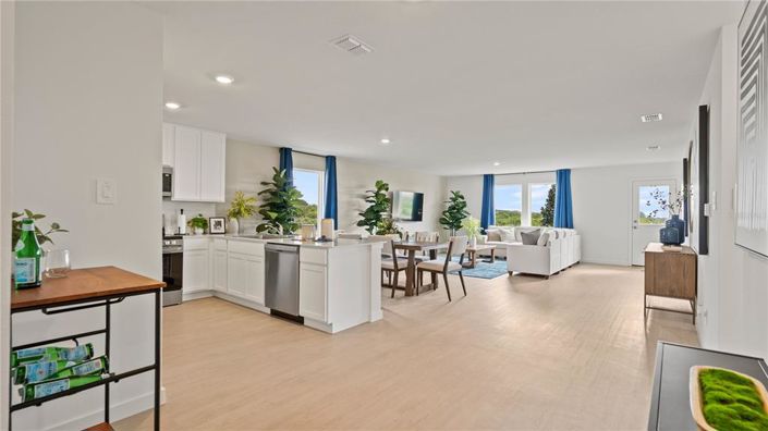 Image No.3-4 Bed House for sale