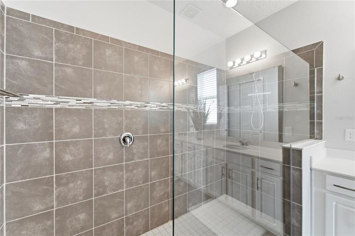 Image No.25-5 Bed House for sale