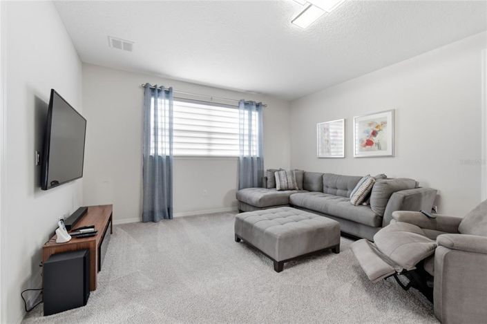 Image No.28-5 Bed House for sale