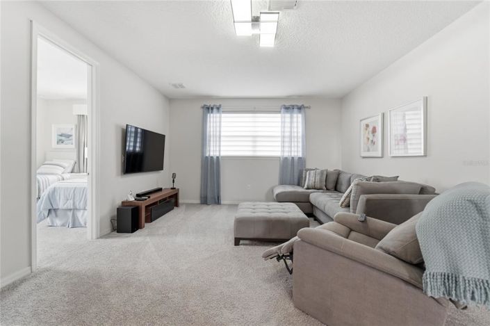 Image No.30-5 Bed House for sale