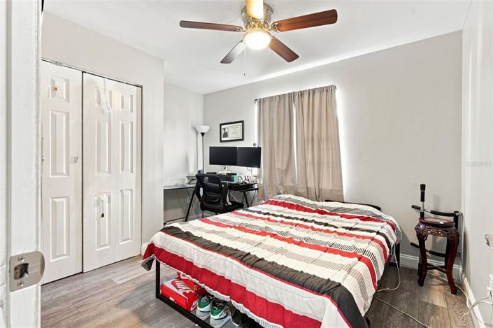 Image No.18-3 Bed House for sale