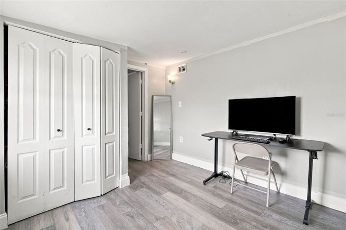 Image No.20-3 Bed House for sale