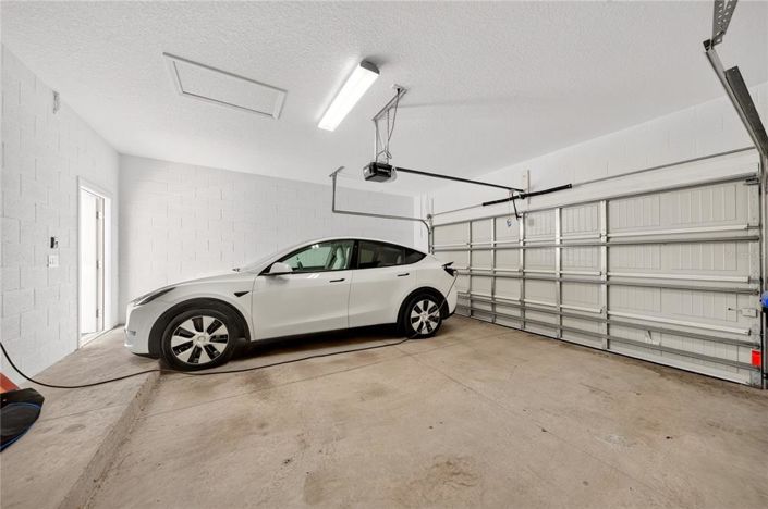 Image No.24-3 Bed Townhouse for sale