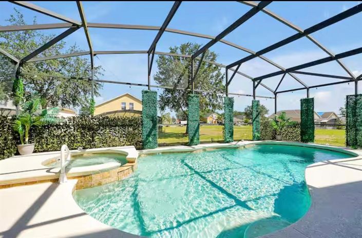 Image No.26-5 Bed House for sale