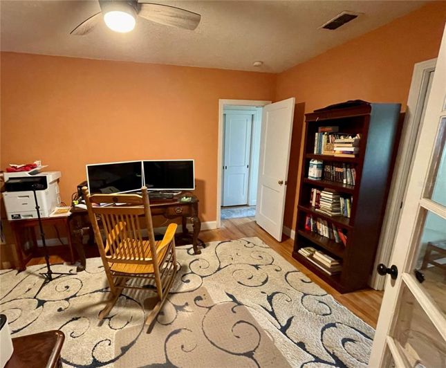 Image No.16-5 Bed House for sale