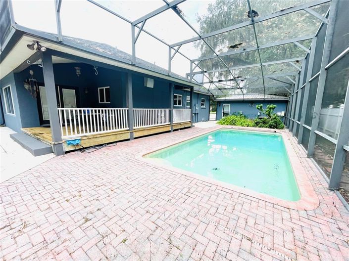 Image No.18-5 Bed House for sale