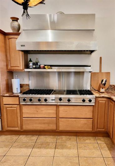 Image No.3-5 Bed House for sale