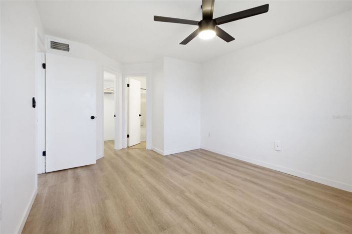 Image No.25-2 Bed Apartment for sale