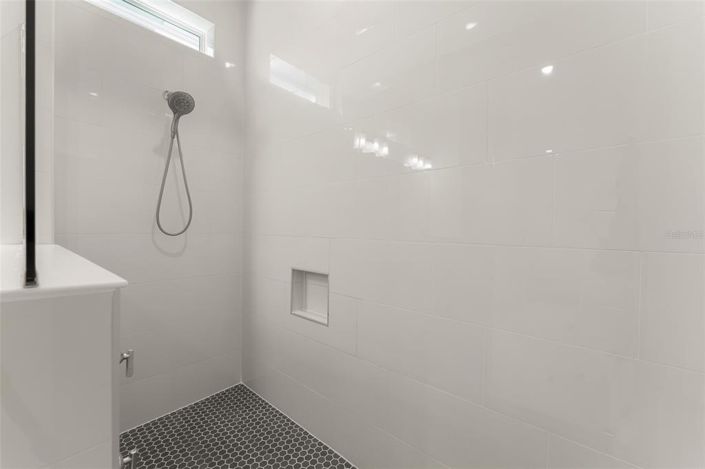 Image No.40-3 Bed House for sale