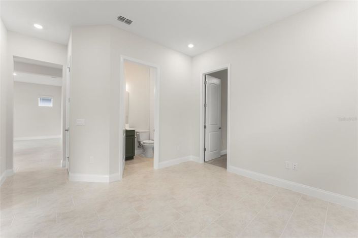 Image No.8-3 Bed House for sale