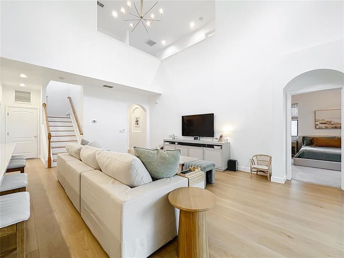 Image No.22-5 Bed House for sale