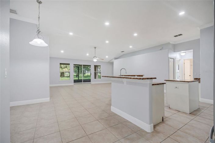 Image No.13-4 Bed House for sale