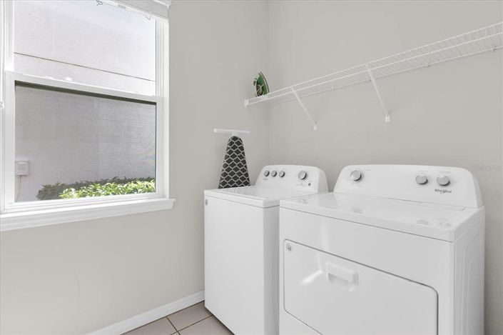 Image No.33-6 Bed House for sale