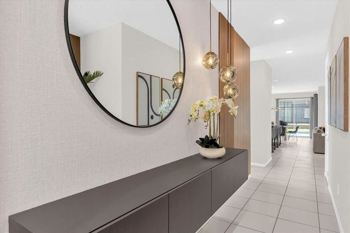 Image No.4-6 Bed House for sale