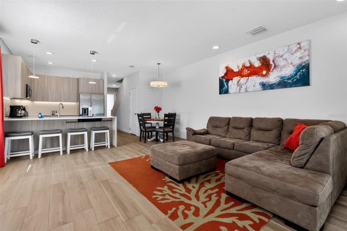 Image No.9-4 Bed Townhouse for sale