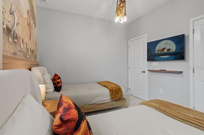 Image No.19-8 Bed House for sale
