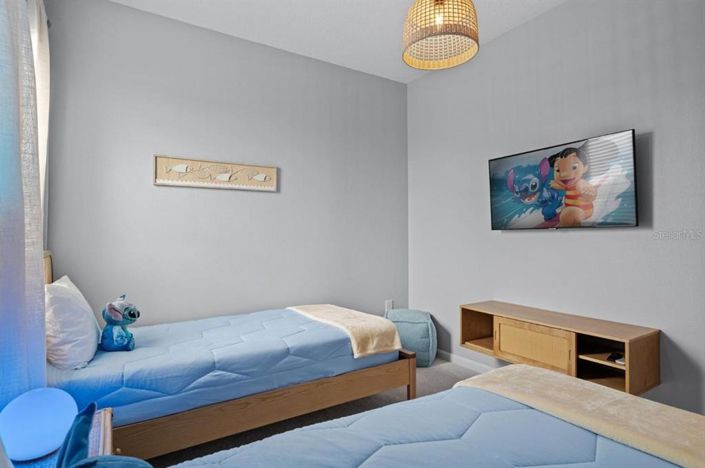 Image No.32-8 Bed House for sale