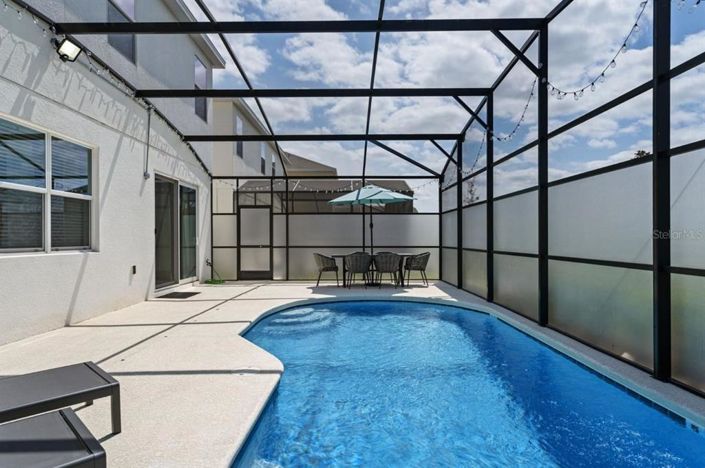 Image No.41-8 Bed House for sale