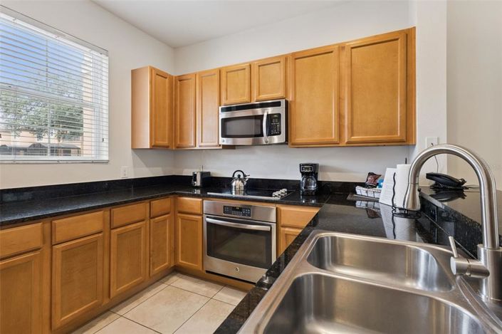 Image No.8-2 Bed Townhouse for sale