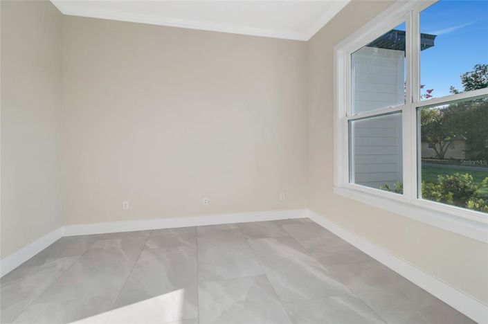 Image No.27-4 Bed House for sale