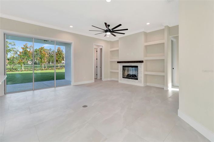 Image No.3-4 Bed House for sale