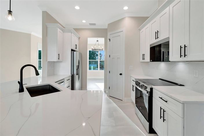 Image No.7-4 Bed House for sale