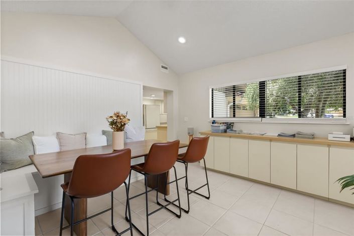Image No.13-5 Bed House for sale