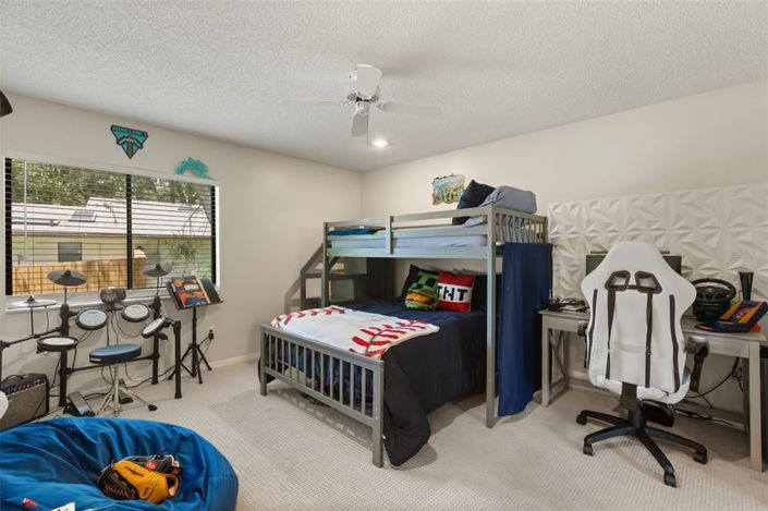 Image No.26-5 Bed House for sale