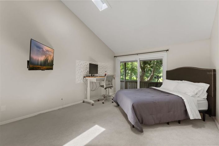 Image No.35-5 Bed House for sale