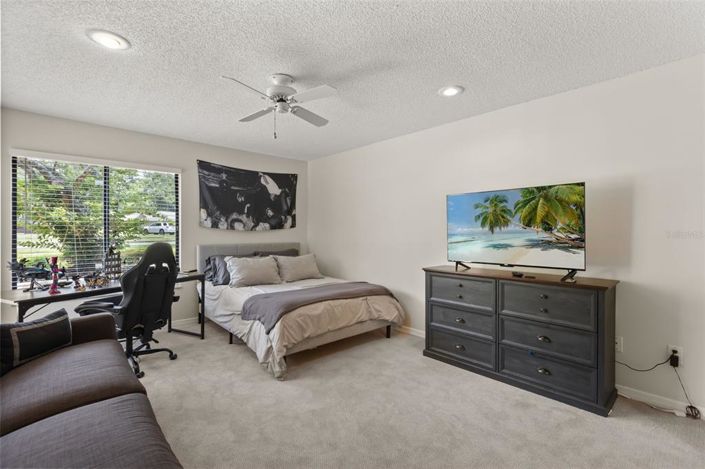 Image No.37-5 Bed House for sale