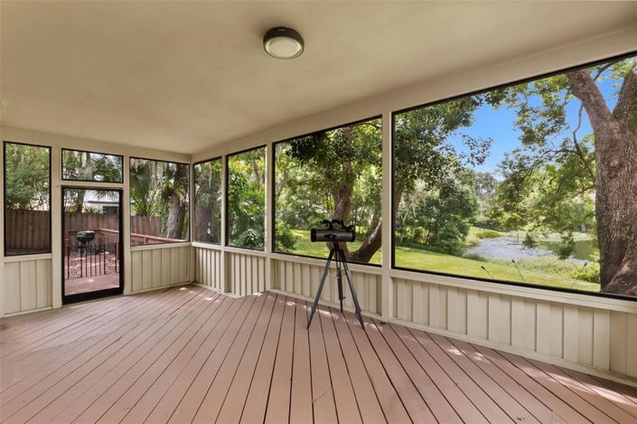 Image No.43-5 Bed House for sale
