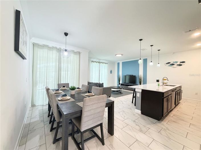 Image No.4-4 Bed Townhouse for sale