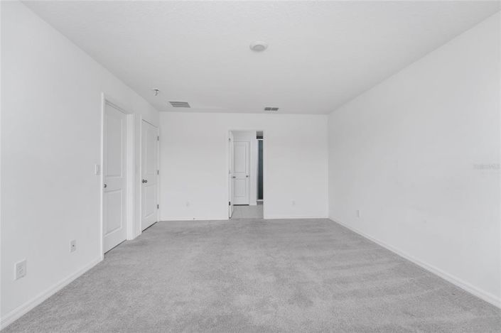 Image No.17-3 Bed Townhouse for sale