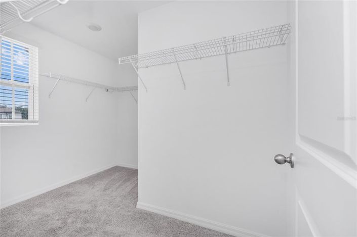 Image No.19-3 Bed Townhouse for sale