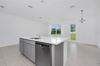 fa005713-521