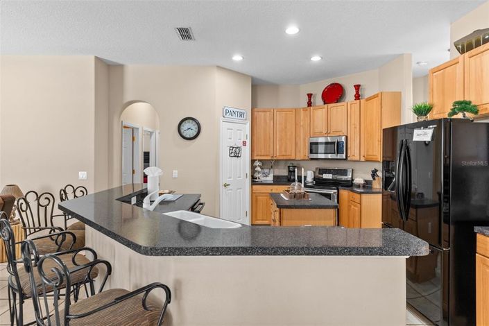 Image No.14-4 Bed House for sale