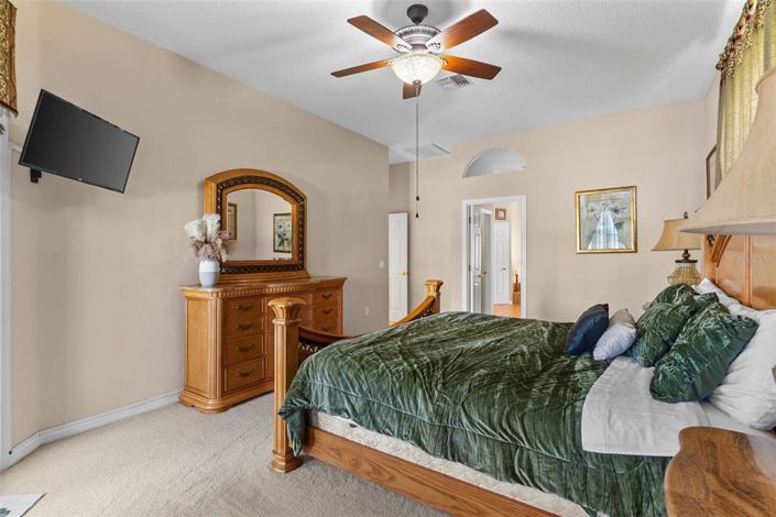 Image No.22-4 Bed House for sale