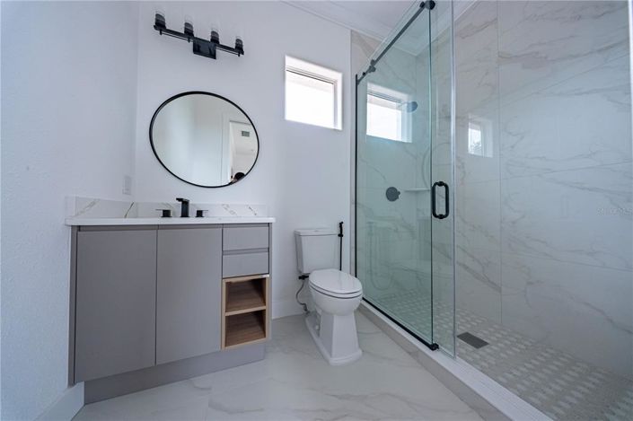 Image No.20-6 Bed House for sale