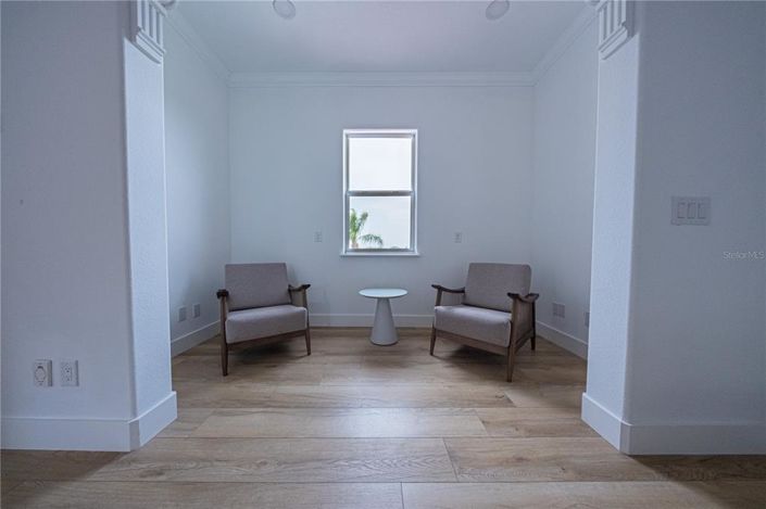 Image No.22-6 Bed House for sale