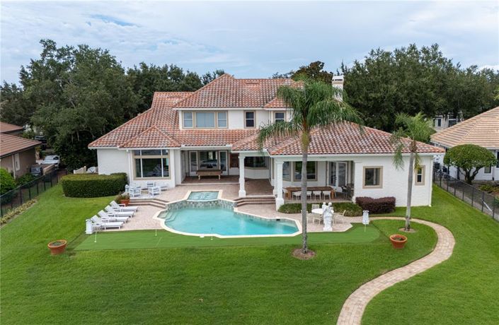 Image No.38-6 Bed House for sale
