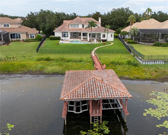 Image No.40-6 Bed House for sale