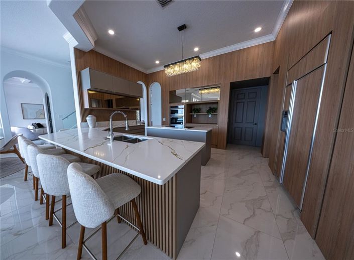 Image No.7-6 Bed House for sale