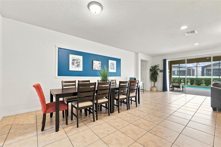 Image No.14-8 Bed House for sale