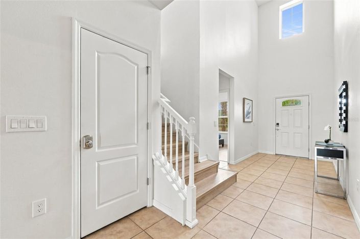 Image No.28-8 Bed House for sale