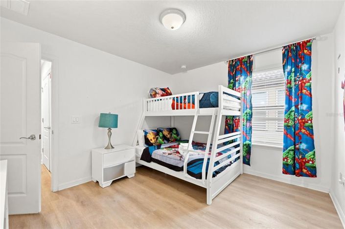 Image No.46-8 Bed House for sale