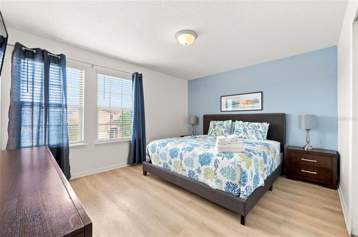 Image No.50-8 Bed House for sale