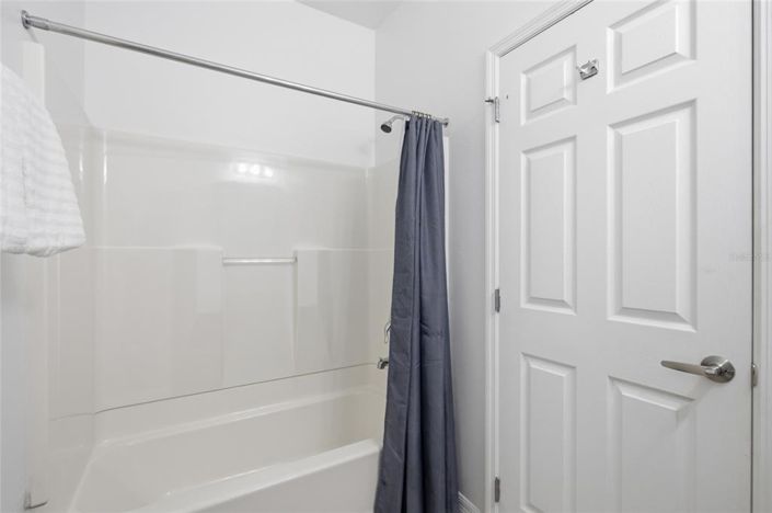 Image No.24-3 Bed Townhouse for sale